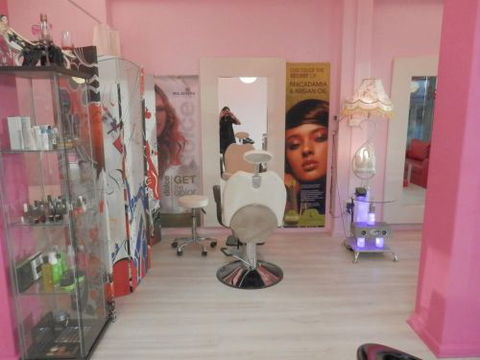 Beautify Me Hair & Beauty - Sydney Hairdressers 1