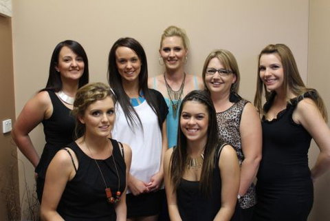 Stunners Hair & Beauty - Sydney Hairdressers 0