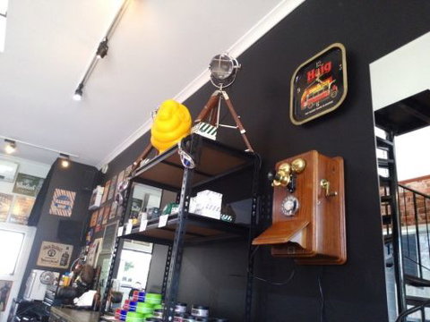 Old Mate's Barber And Grooming - Sydney Hairdressers 3