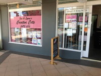 Jan amp Lynnes Creative Cuts