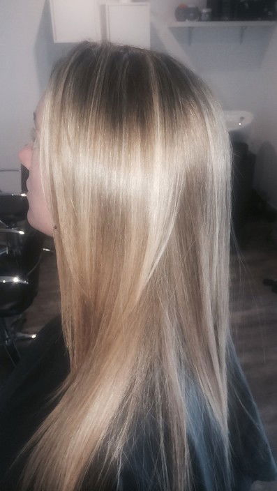 Laura Jayne Professional Hair Stylist - Sydney Hairdressers 2