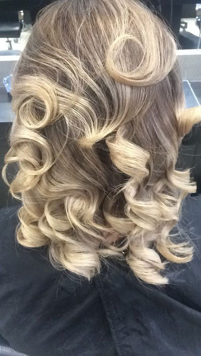 Laura Jayne Professional Hair Stylist - Sydney Hairdressers 8