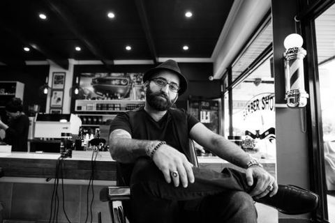 OZZIE.O BARBER SHOP CAFE - Sydney Hairdressers 4