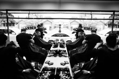 OZZIE.O BARBER SHOP CAFE - Sydney Hairdressers 7