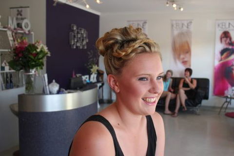 Cosmo Hair & Beauty - Sydney Hairdressers 1